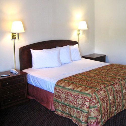Charlotte Express Inn Phòng bức ảnh
