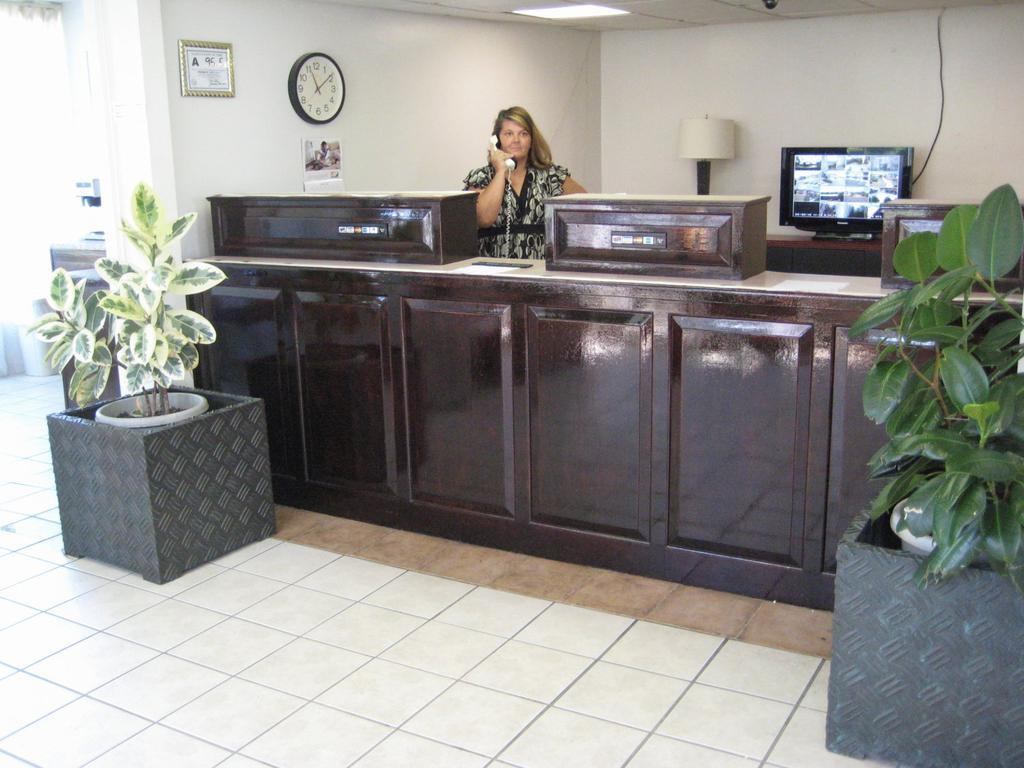 Charlotte Express Inn Ngoại thất bức ảnh